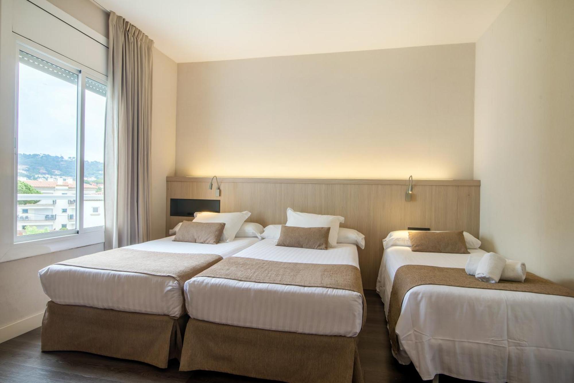 Hotel Alga Calella De Palafrugell Bilik gambar